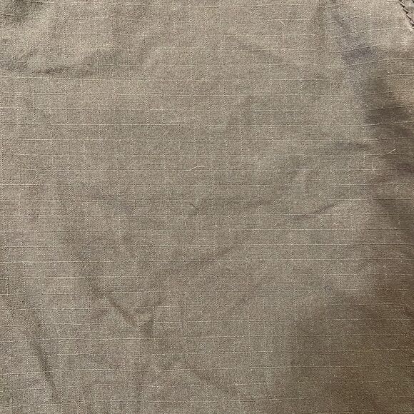 Eddie Bauer slightly curvy dark gray shorts size 4 - Picture 4 of 6